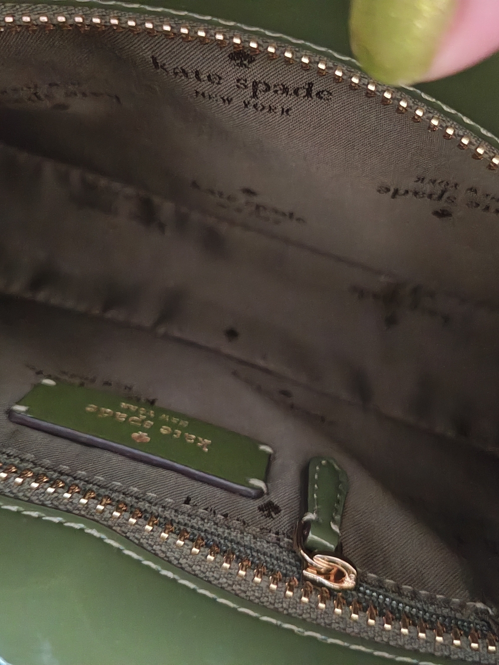 kate spade glossy dark green patent shoulder bag - Picture 3 of 3